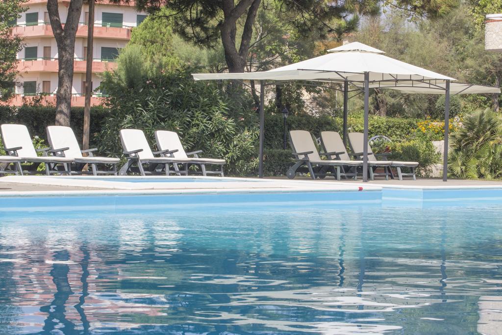 Hotel Capo Circeo Centro Benessere & Padel San Felice Circeo Exterior photo